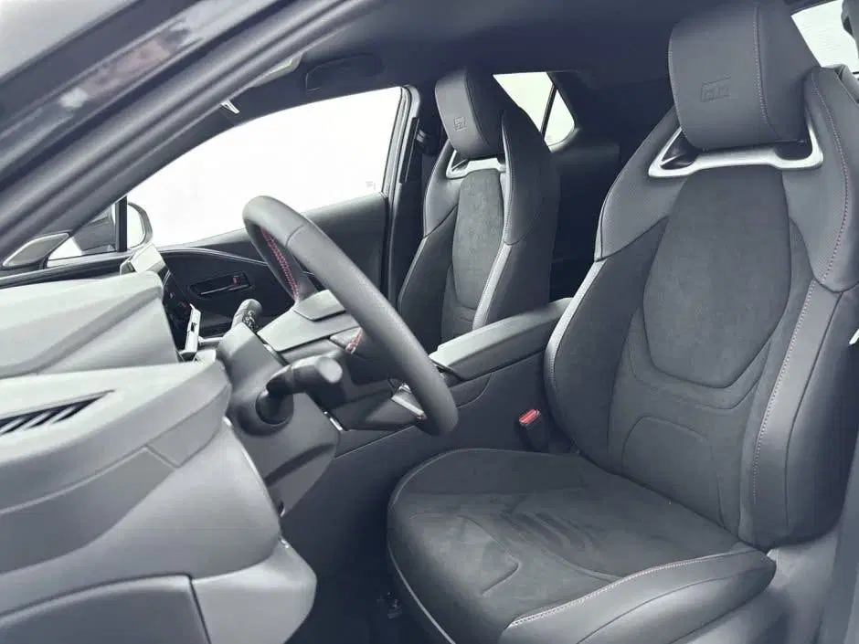 Toyota C-HR 2.0 Plug-in Hybrid 220 Black Edition *NIEU uit 2026, foto 12