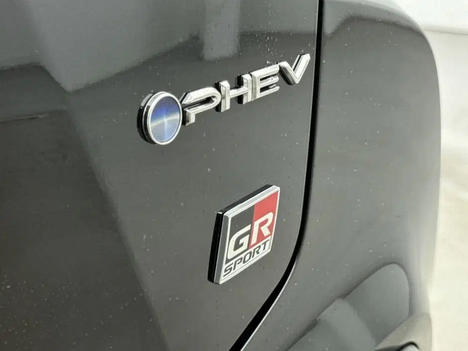 Toyota C-HR 2.0 Plug-in Hybrid 220 Black Edition *NIEU uit 2026, foto 15