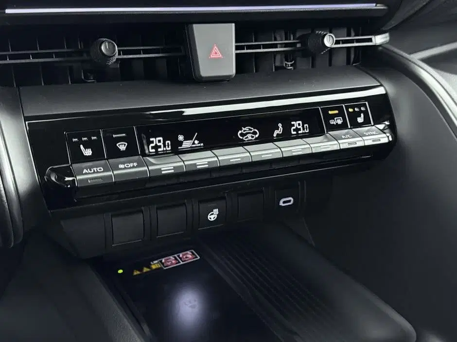 Toyota C-HR 2.0 Plug-in Hybrid 220 Black Edition *NIEU uit 2026, foto 7