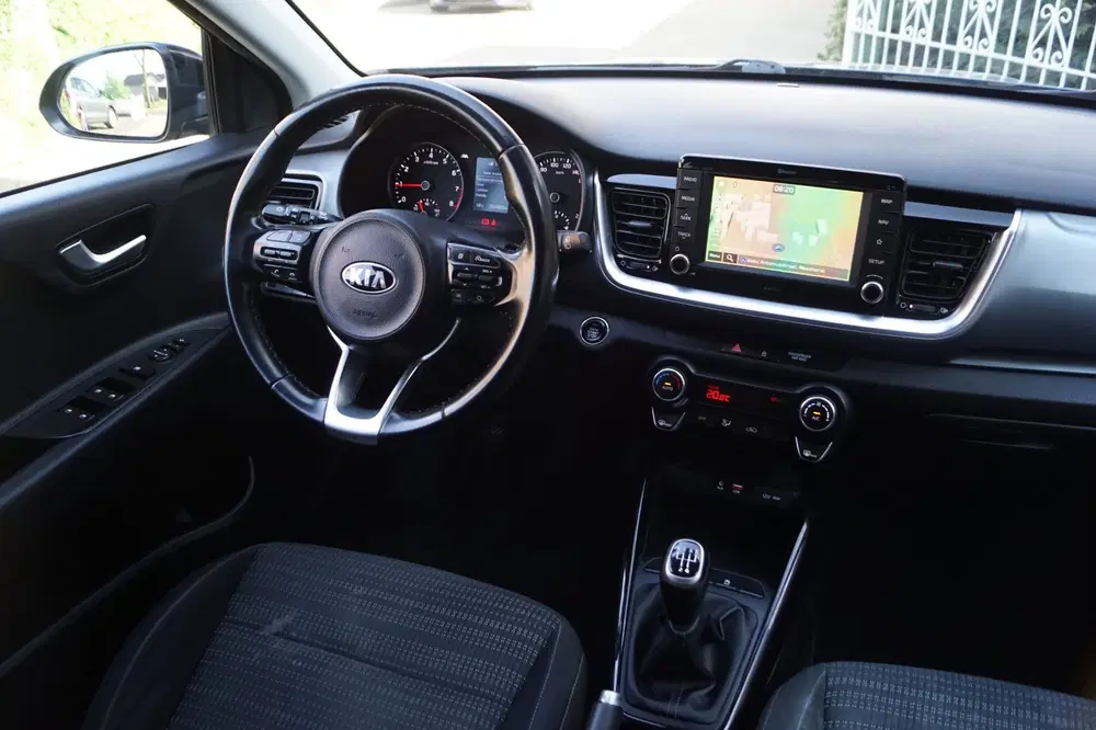 Kia Stonic 1.0 T-GDi DynamicPlusLine 5 DRS Navi Camer uit 2020, foto 3