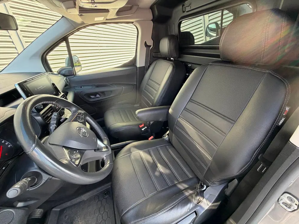 Opel Combo 1.5D L1H1 AUT uit 2021, foto 12
