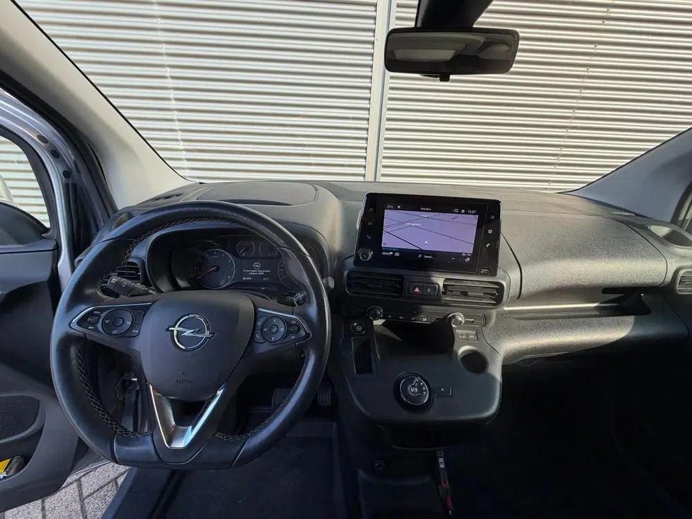 Opel Combo 1.5D L1H1 AUT uit 2021, foto 13