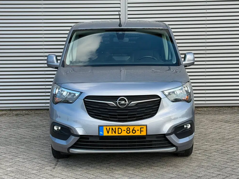 Opel Combo 1.5D L1H1 AUT uit 2021, foto 2