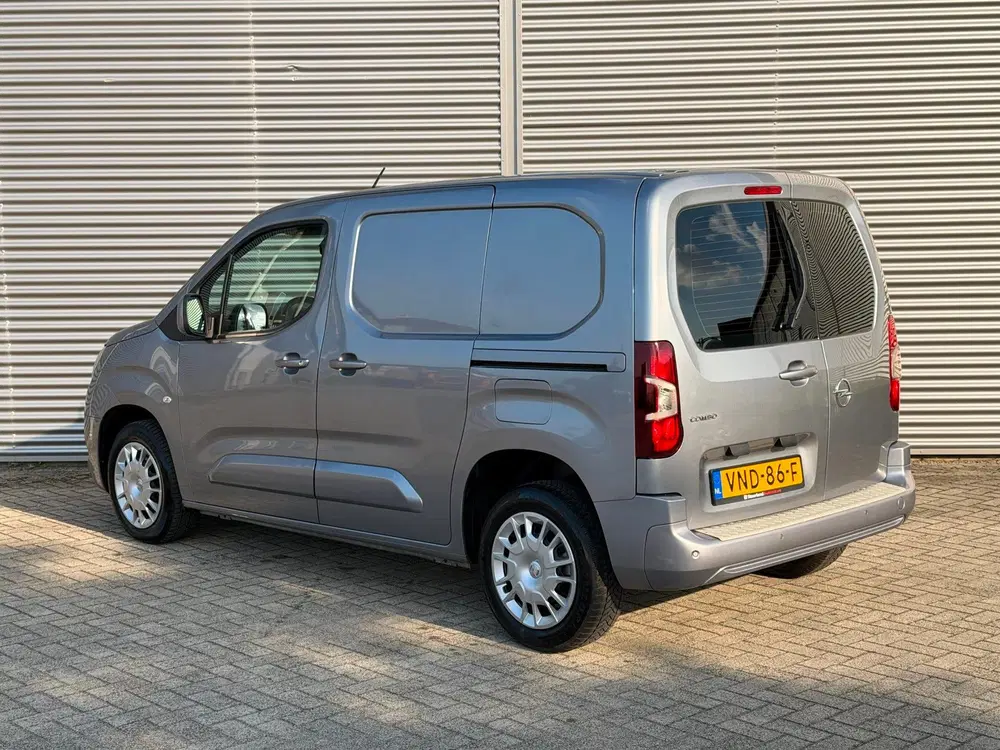 Opel Combo 1.5D L1H1 AUT uit 2021, foto 8