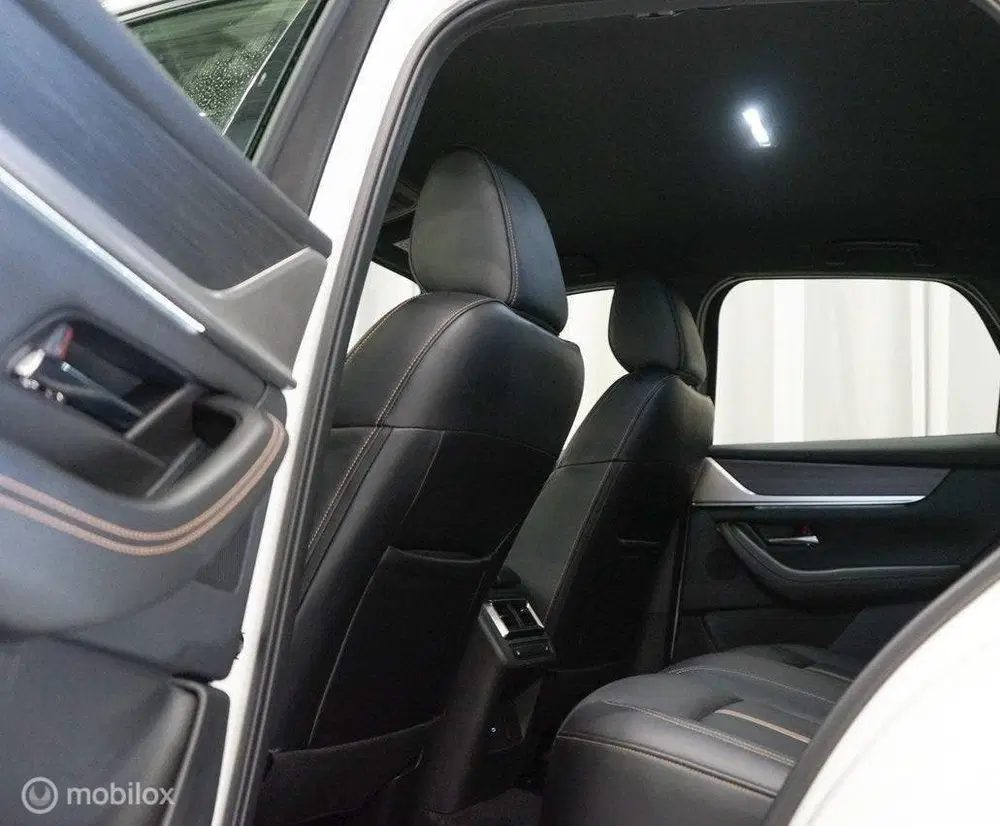 Mazda CX-60 2.5 e-SkyActiv PHEV Homura uit 2025, foto 10