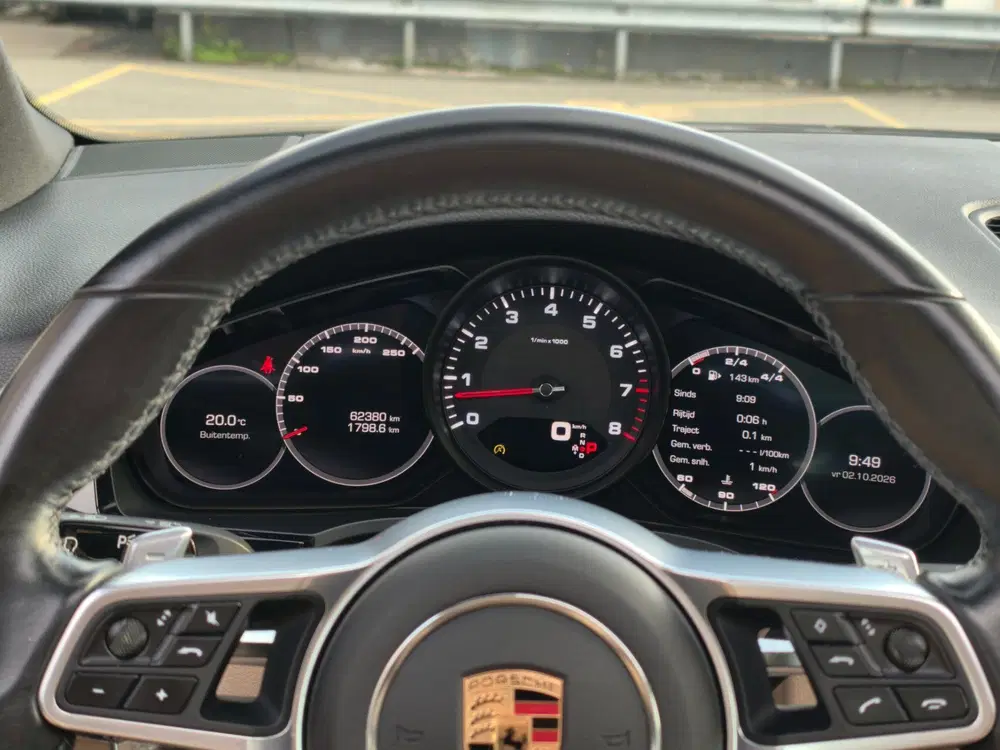 Porsche Cayenne 3.0 uit 2020, foto 12