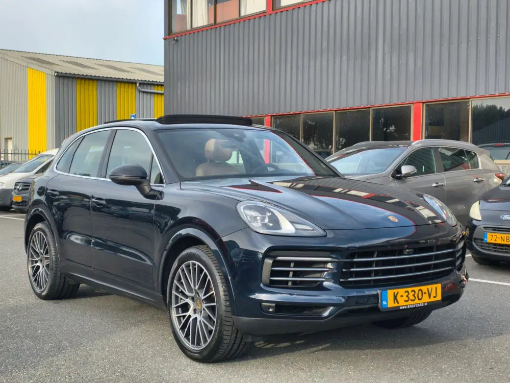 Porsche Cayenne 3.0 uit 2020, foto 7