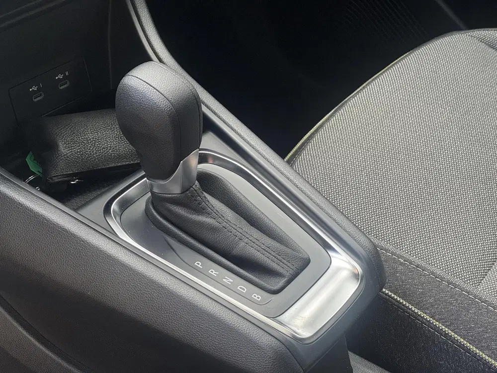 Renault Captur 1.6 E-Tech full hybrid 145 techno uit 2025, foto 4