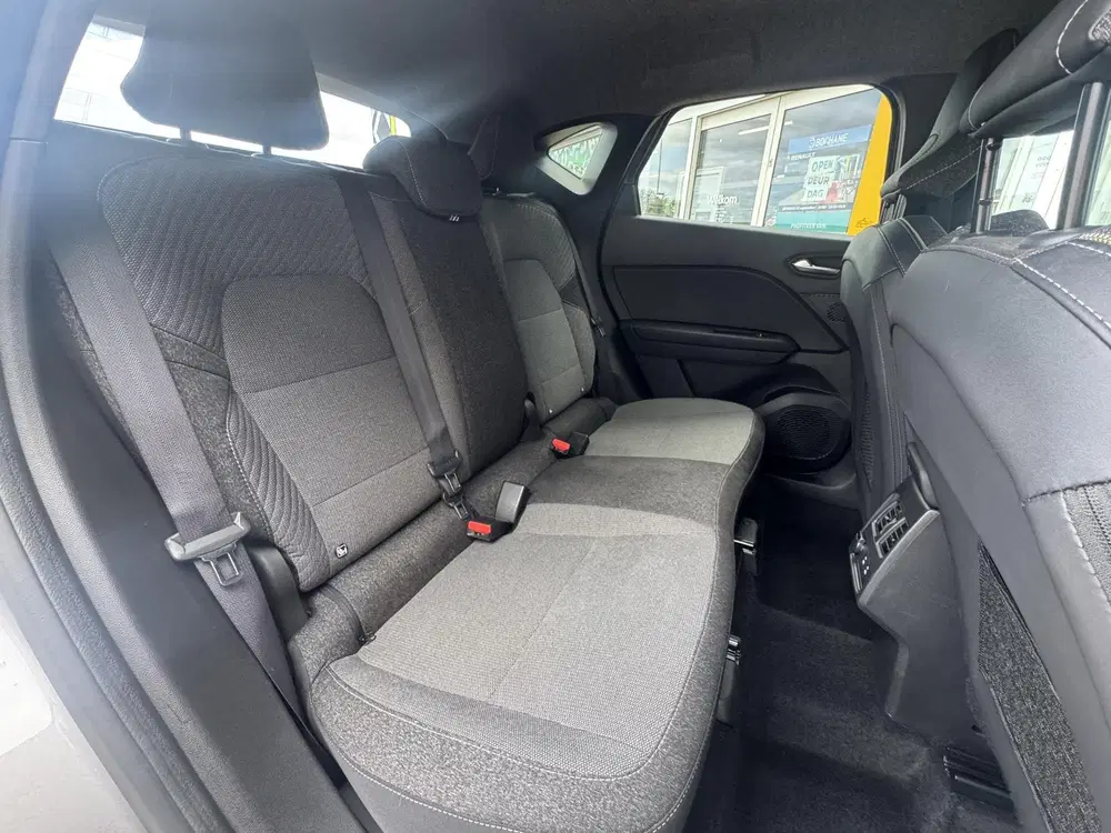 Renault Captur 1.6 E-Tech full hybrid 145 techno uit 2025, foto 6