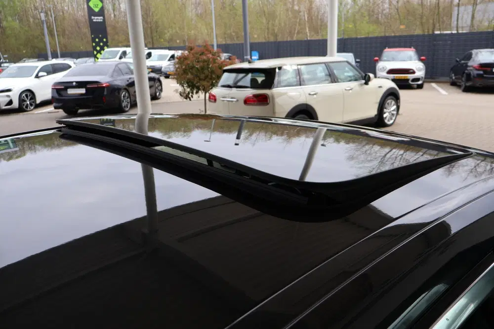 BMW 5-serie 545e xDrive uit 2022, foto 11