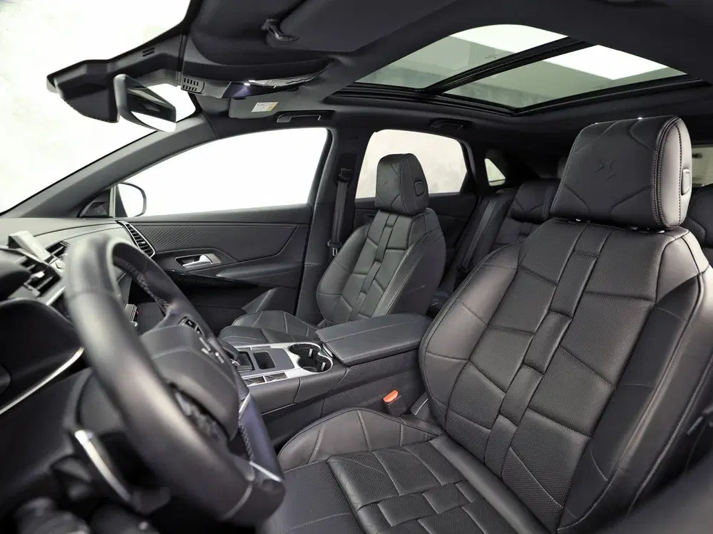 DS Automobiles DS 7 DS 7 1.6 E-Tense 225 Opéra 225Pk Automaat uit 2024, foto 15