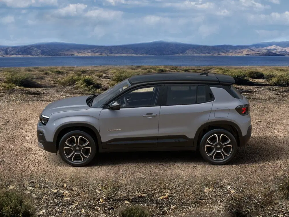 Jeep Avenger 1.2 e-Hybrid Summit uit 2025, foto 3