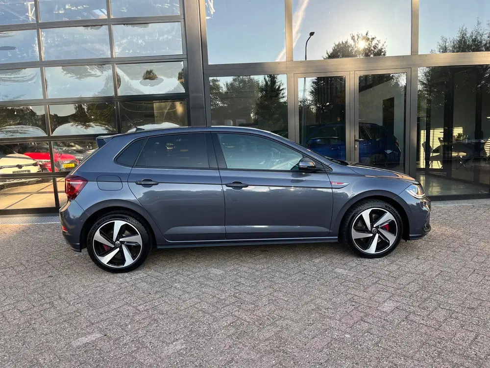 Volkswagen Polo 2.0 TSI GTI uit 2024, foto 2