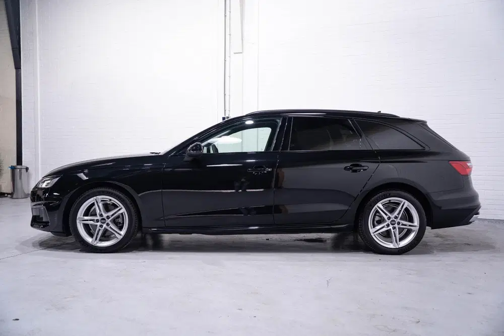 Audi A4 35 TFSI Advanced Leder Led koplampen Camer uit 2023, foto 5