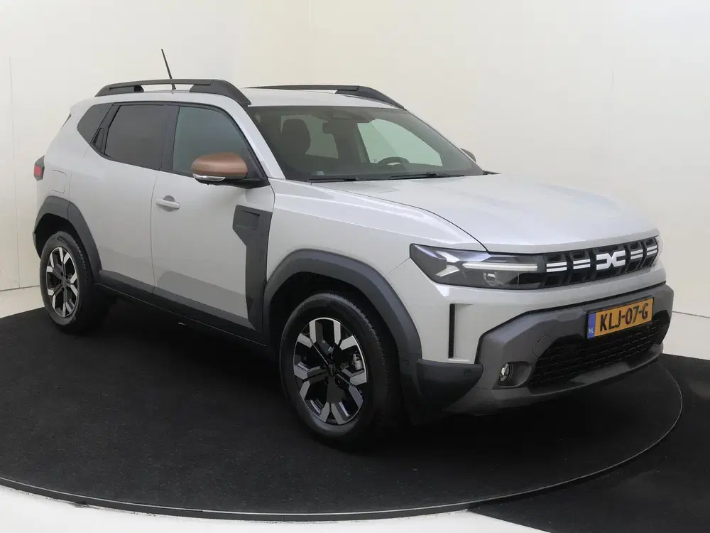 Dacia Duster 1.2 TCe 130 mild hybrid Extreme uit 2025, foto 2