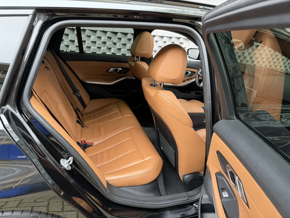BMW 3-serie 3 Serie Touring M340i xDrive High Executiv uit 2020, foto 11