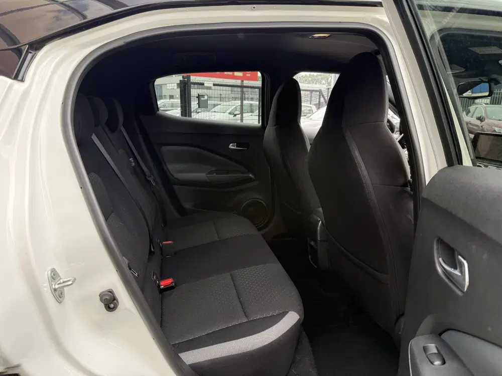 Nissan Juke 1.0 DIG-T N-Connecta *Navigatie & Cruise C uit 2020, foto 11
