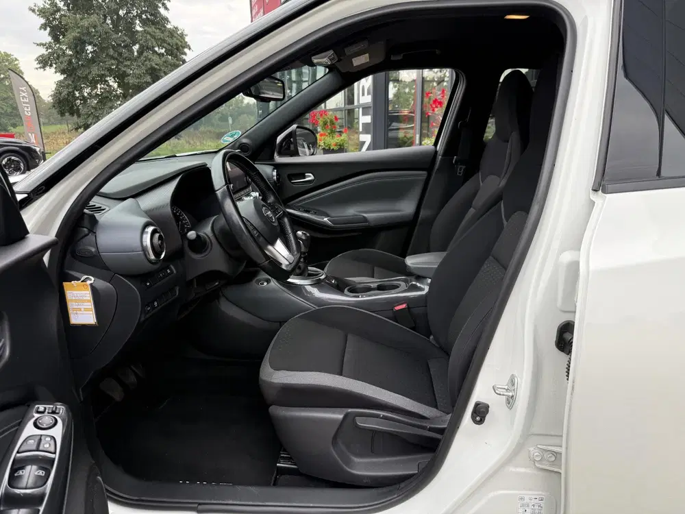 Nissan Juke 1.0 DIG-T N-Connecta *Navigatie & Cruise C uit 2020, foto 8