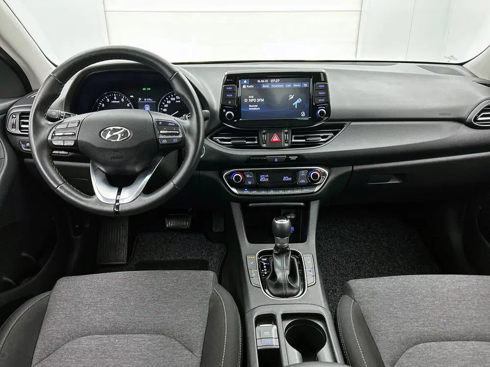 Hyundai i30 1.0 T-GDi MHEV Comfort uit 2023, foto 4