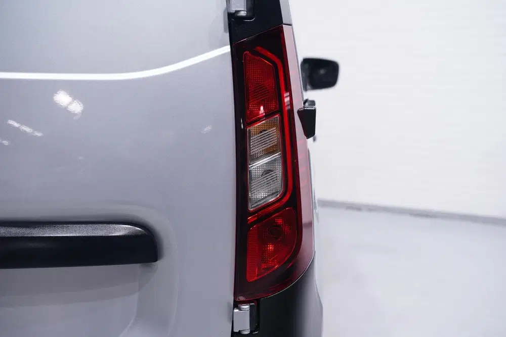 Renault Kangoo 1.5 dCi 95 pk Comfort Navi uit 2023, foto 11