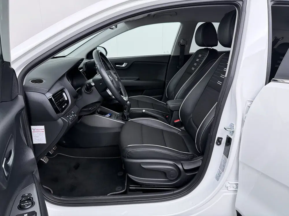 Kia Stonic 1.0 T-GDi MHEV 100pk GT-Line uit 2023, foto 11