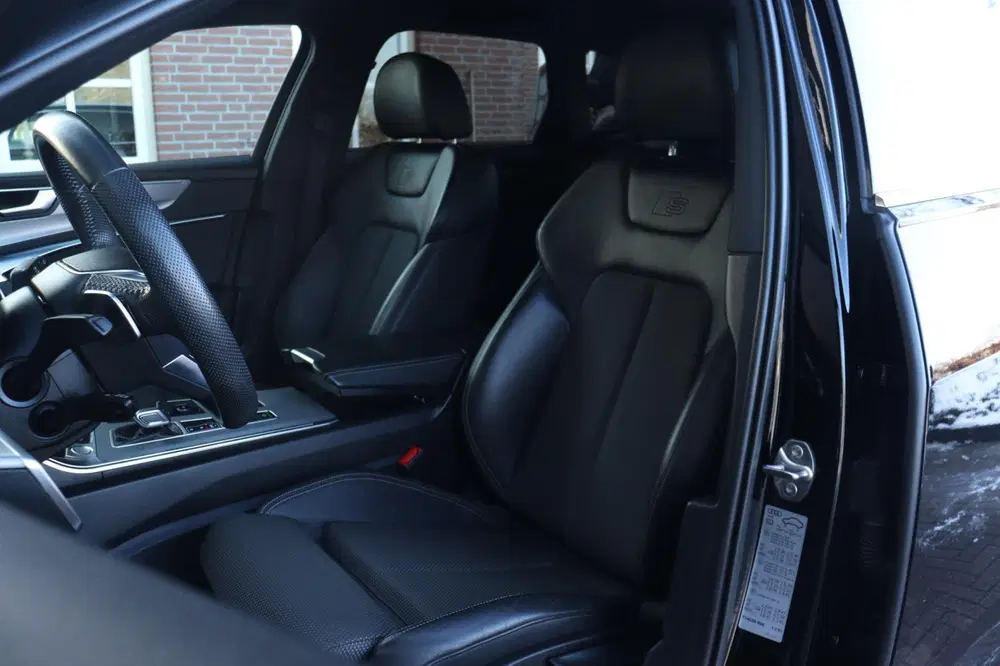 Audi A6 C8 45 TFSI S-LINE Mild PANO uit 2019, foto 10