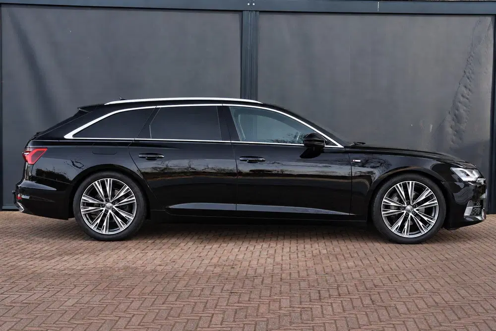 Audi A6 C8 45 TFSI S-LINE Mild PANO uit 2019, foto 5