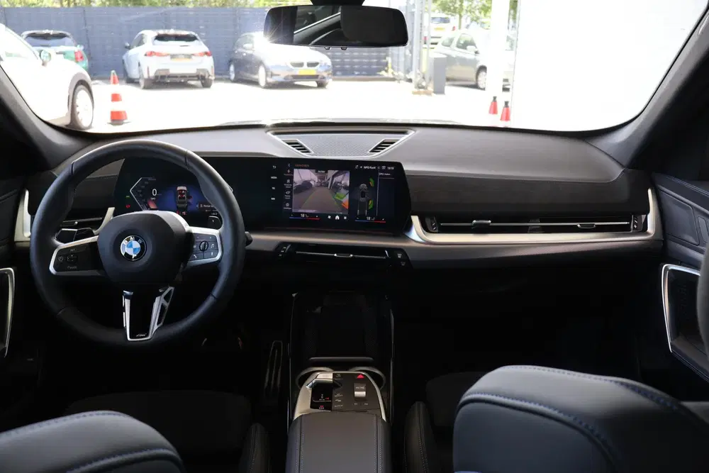 BMW X1 sDrive18i uit 2025, foto 10