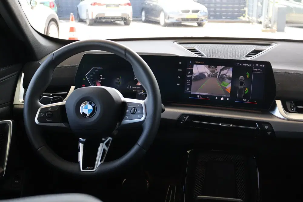 BMW X1 sDrive18i uit 2025, foto 11