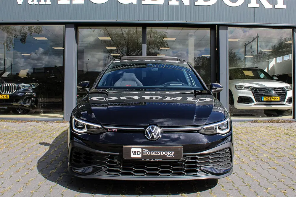 Volkswagen Golf 2.0 TSI GTI CLUBSPORT PANO NAVI HUD H&K CA uit 2023, foto 2