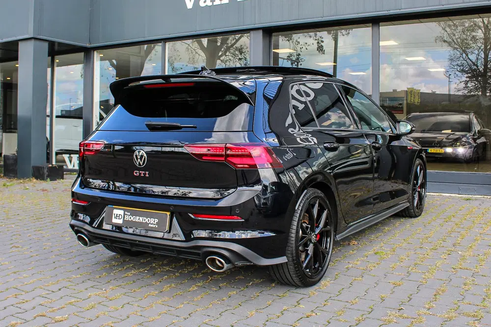 Volkswagen Golf 2.0 TSI GTI CLUBSPORT PANO NAVI HUD H&K CA uit 2023, foto 5