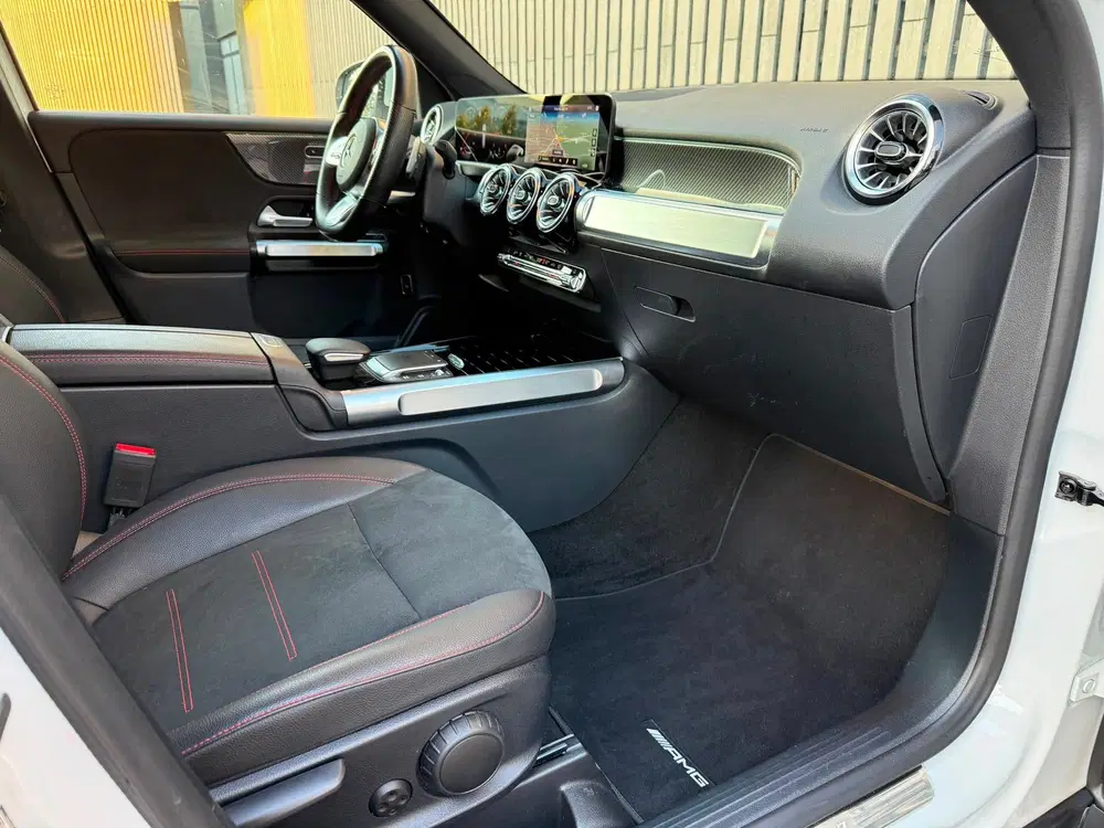Mercedes-Benz GLB uit 2023, foto 7