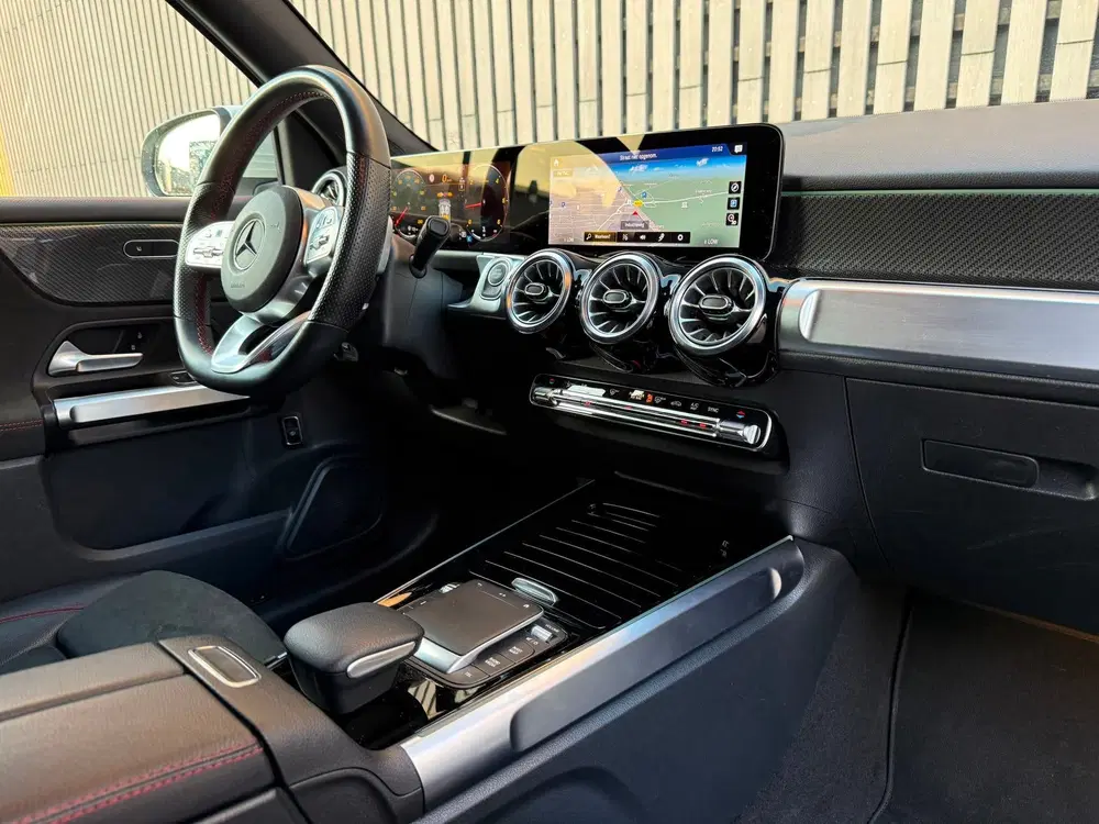 Mercedes-Benz GLB uit 2023, foto 8