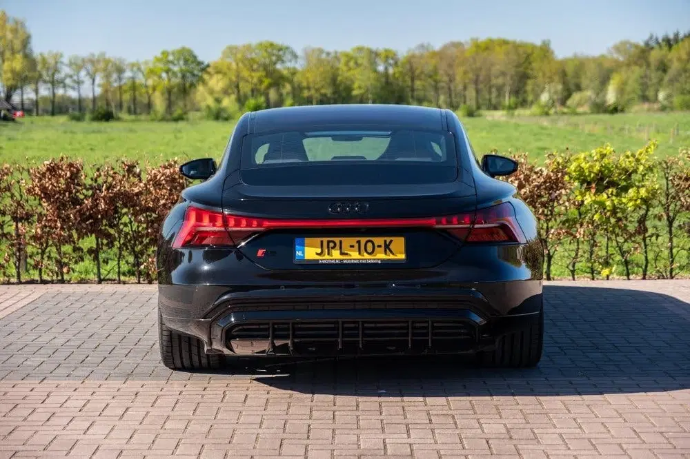 Audi e-tron GT RS 93 kWh 598pk uit 2021, foto 10