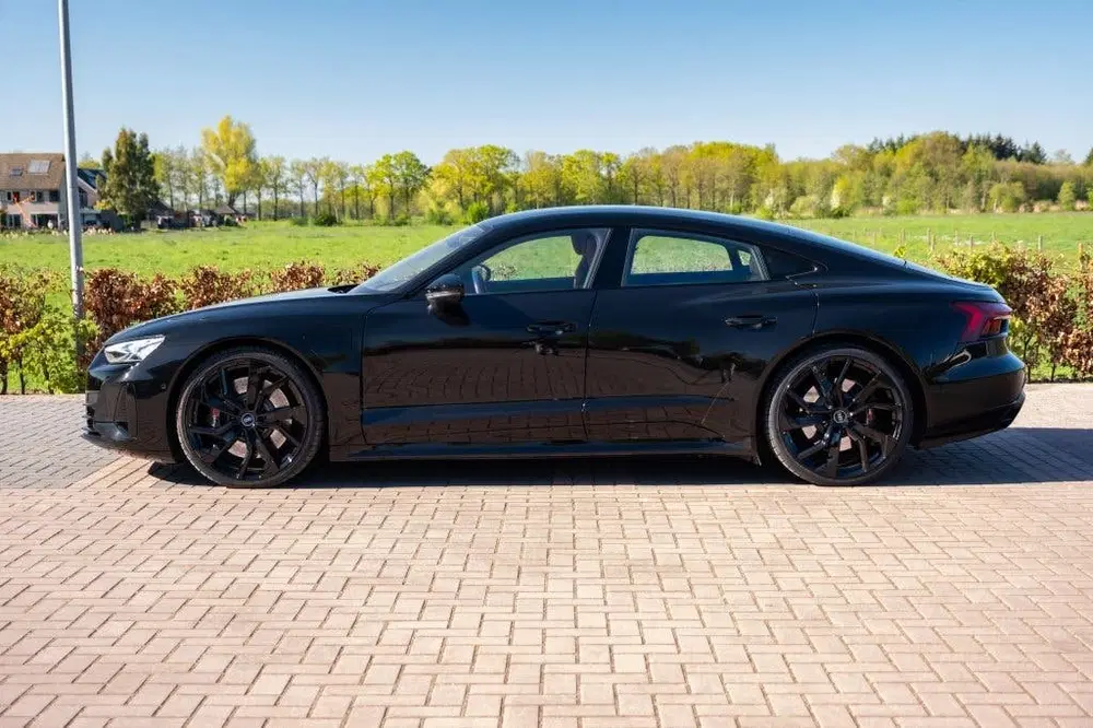 Audi e-tron GT RS 93 kWh 598pk uit 2021, foto 3
