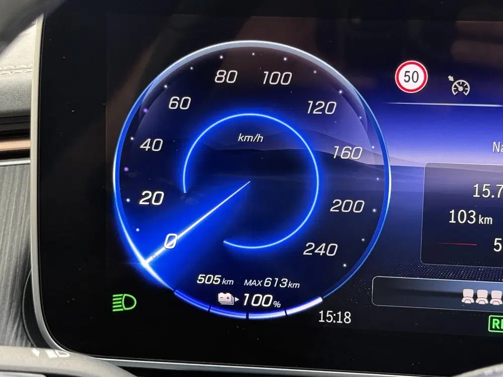 Mercedes-Benz EQE 300 89 kWh uit 2023, foto 13