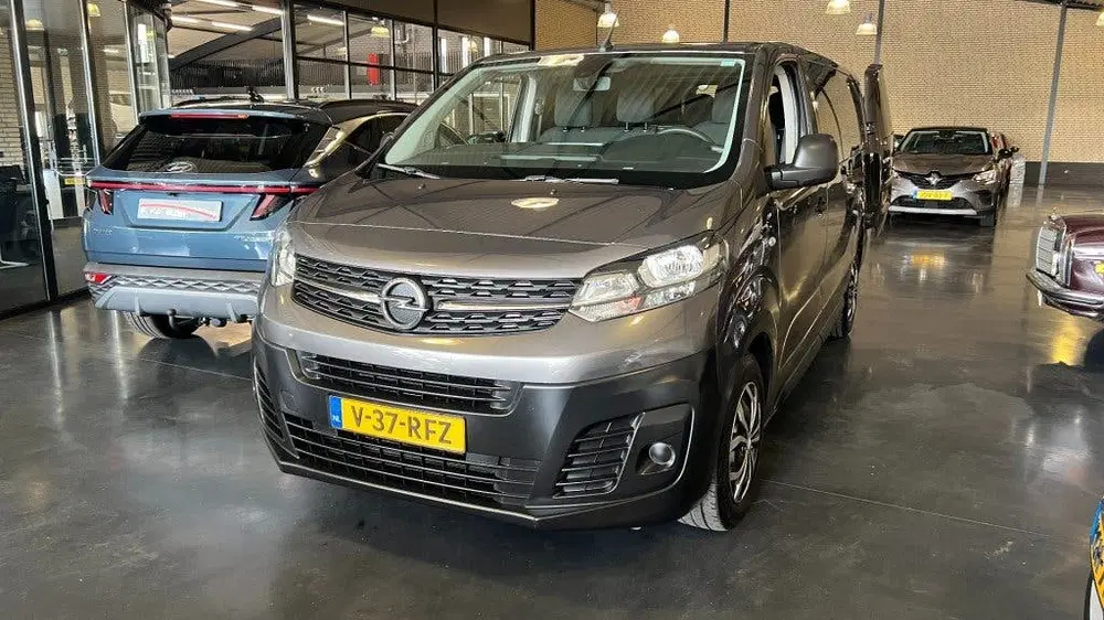 Opel Vivaro 2.0 Dubbelcabine 6 persoons 1e Eigenaar uit 2023