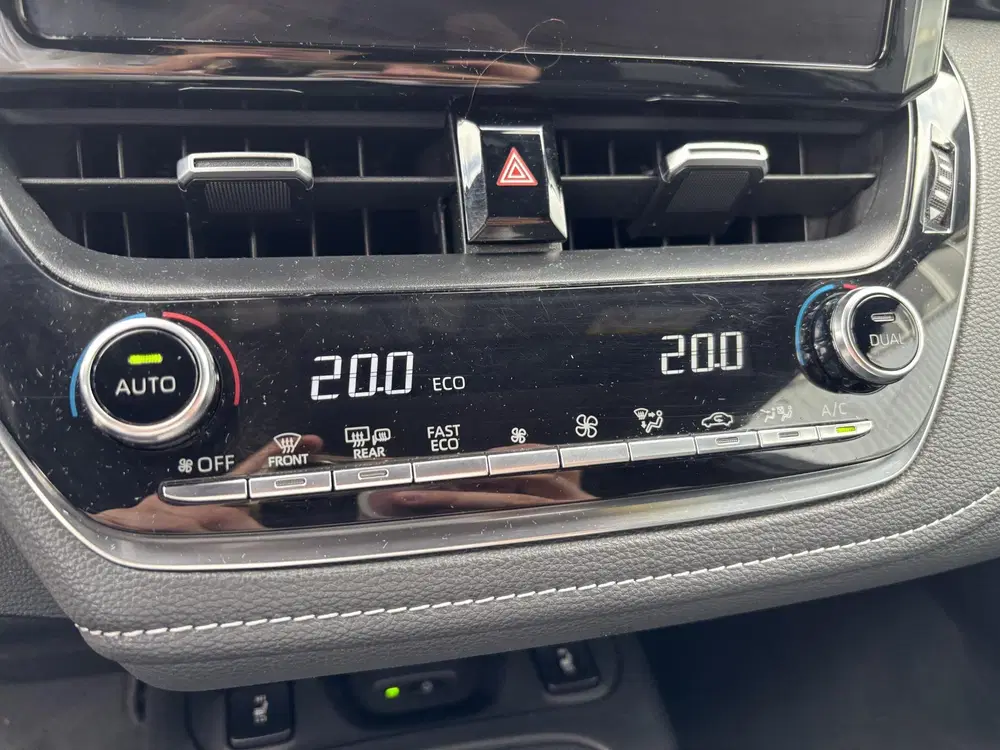 Toyota Corolla 1.8 Hybrid Business Plus uit 2022, foto 13