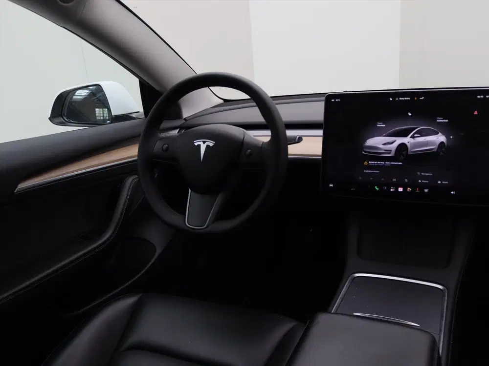 Tesla Model 3 Standard RWD Plus FACELIFT 90 uit 2022, foto 8