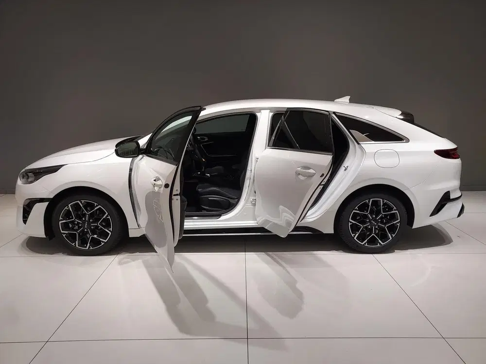 Kia ProCeed 1.5 T-GDi 160pk GT-PlusLine Panoramadak uit 2023, foto 10