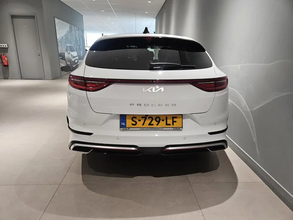 Kia ProCeed 1.5 T-GDi 160pk GT-PlusLine Panoramadak uit 2023, foto 5