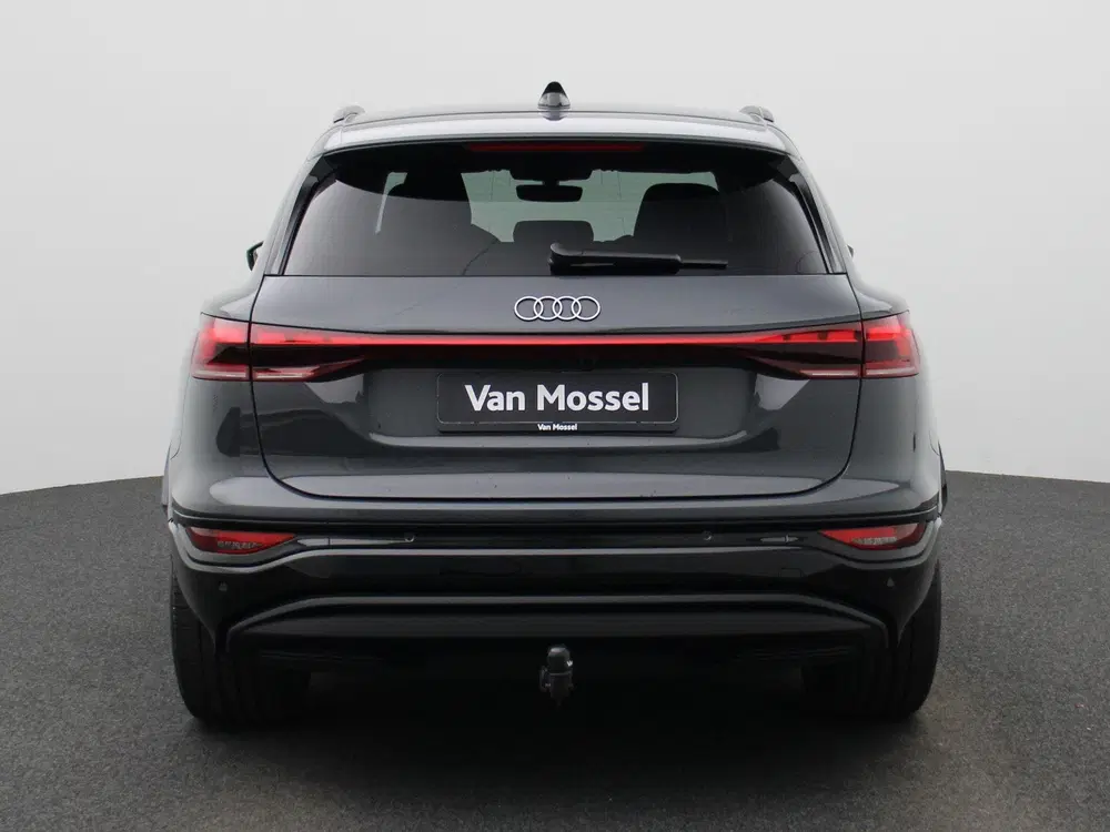 Audi Q6 e-tron edition 83 kWh 252 PK uit 2025, foto 5