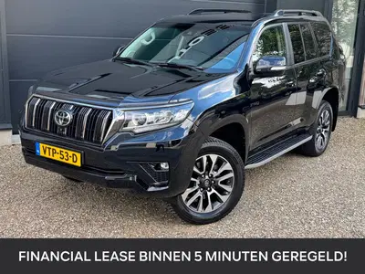Toyota Land Cruiser 2.8 D-4D 70th Anniversary Window Van uit 2023