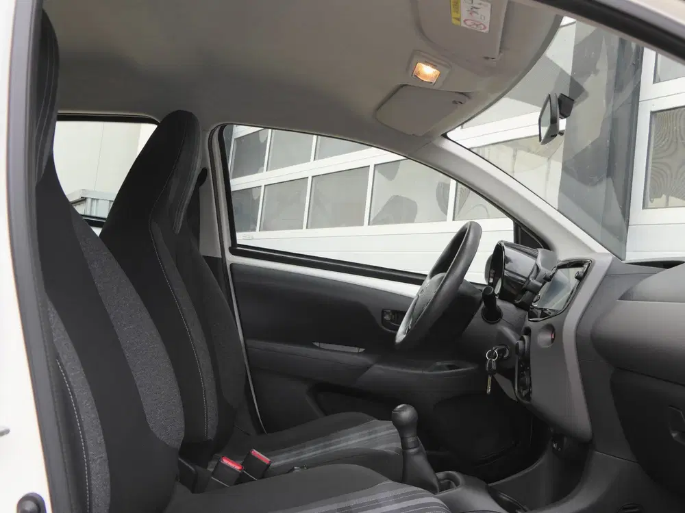 Peugeot 108 1.0 e-VTi Active 5-Deurs uit 2020, foto 8