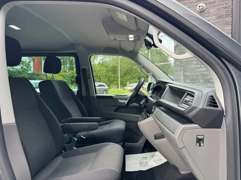 Volkswagen Transporter 2.0 TDI DSG L2H1 30 DC Bulli Xenon uit 2020, foto 8