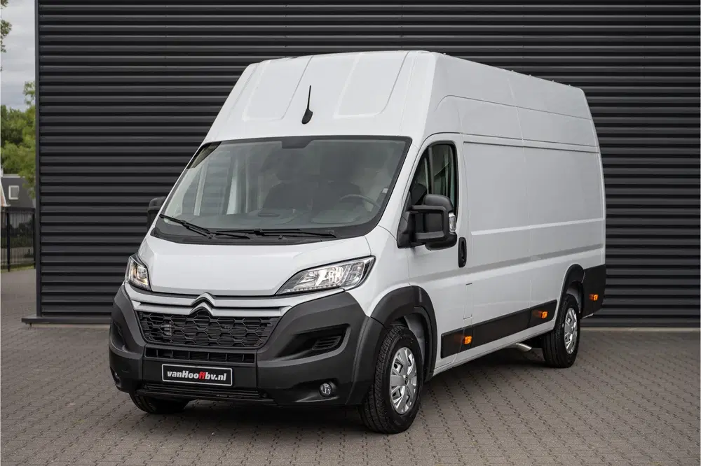 Citroën Jumper 2.2 BlueHDi 165 L4H3 Zwaar 3.5t (bj 2023) uit 2023