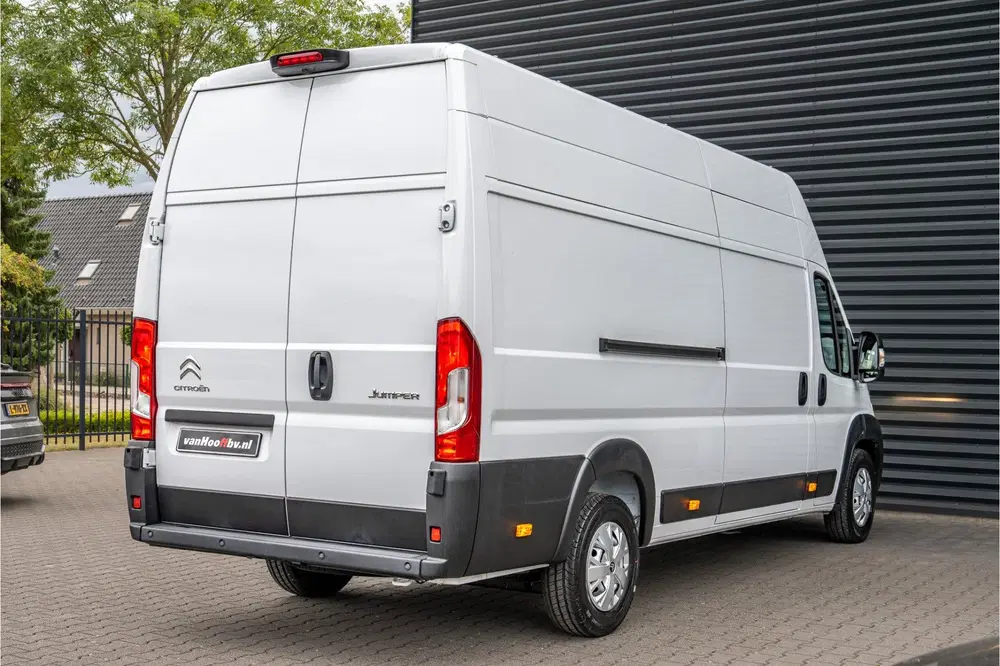 Citroën Jumper 2.2 BlueHDi 165 L4H3 Zwaar 3.5t (bj 2023) uit 2023, foto 14