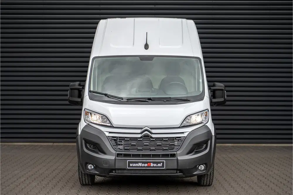 Citroën Jumper 2.2 BlueHDi 165 L4H3 Zwaar 3.5t (bj 2023) uit 2023, foto 2