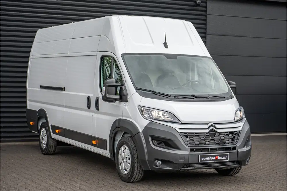 Citroën Jumper 2.2 BlueHDi 165 L4H3 Zwaar 3.5t (bj 2023) uit 2023, foto 3