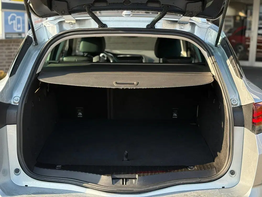 Renault Megane Mégane Estate 1.6 E-Tech Plug-In Hybrid 16 uit 2021, foto 6